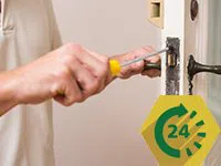 Master Locksmith Store Las Vegas, NV 702-996-0872 - service-side-emergency